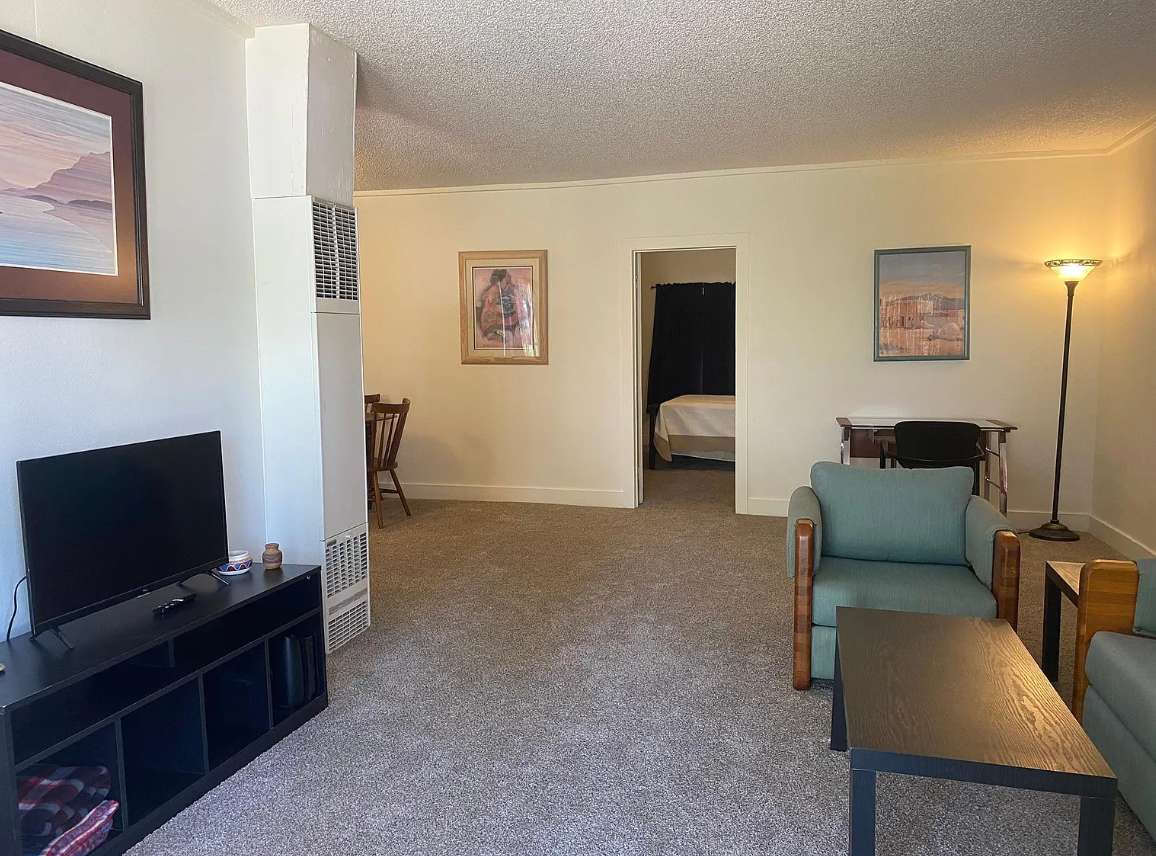 Property featured image - high quality full view